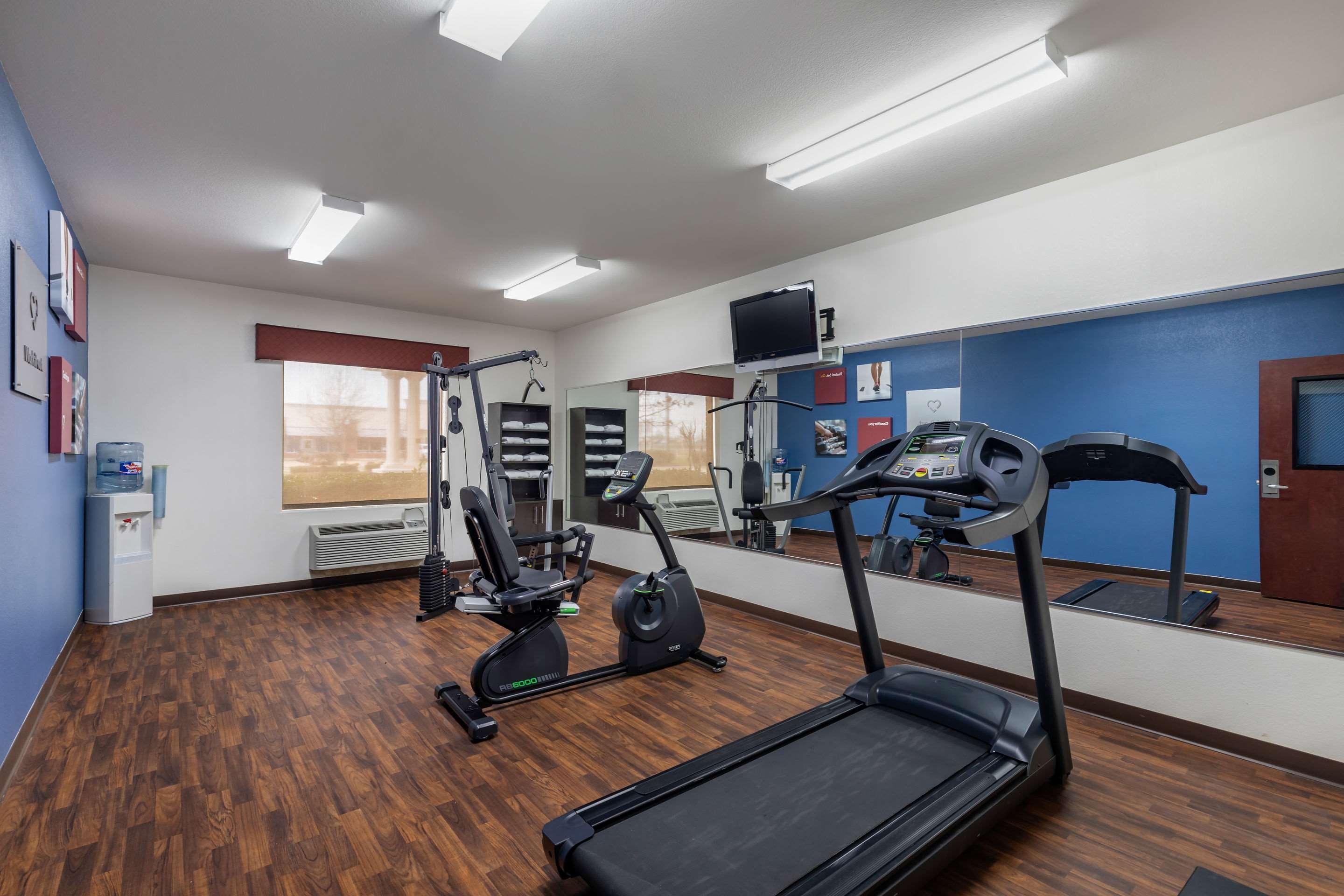 Comfort Suites Ennis Buitenkant foto